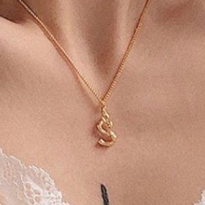 Gold letter necklace - letter S (NEW)